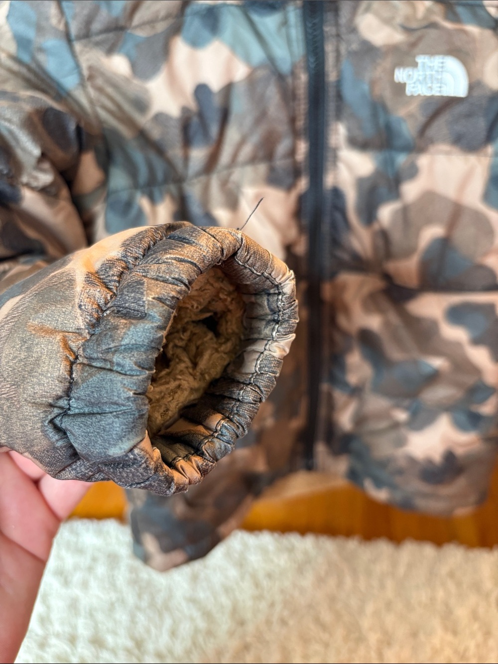 The North Face Youth Reversible Camouflage Jacket & Camo Pom Hat Set - Picture 4 of 10
